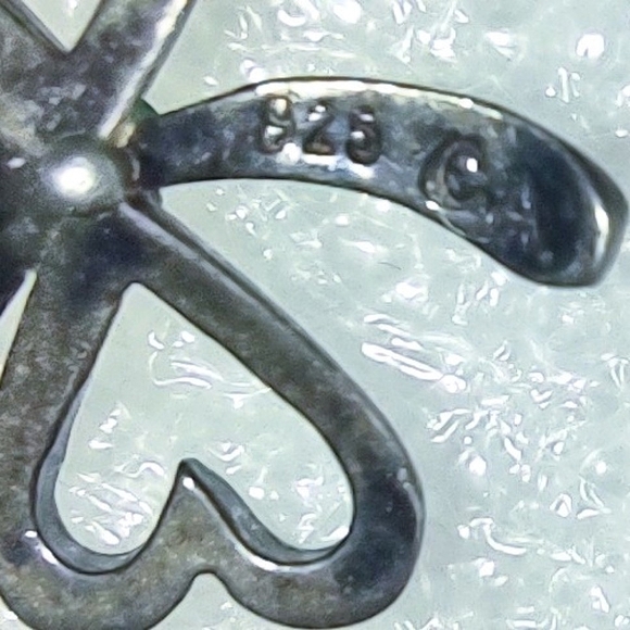 3 Leaf Clover Silver Pendant - Picture 7 of 15